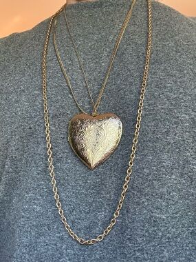 Vintage-Style Gold Tone Etched Heart Locket Necklace with Long Chain and Box